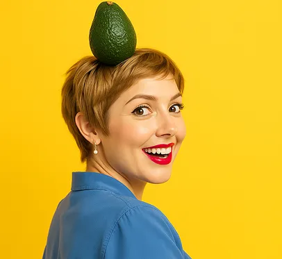 Behalten Sie das Aussehen der Person bei und ersetzen Sie den Apfel durch eine Avocado
